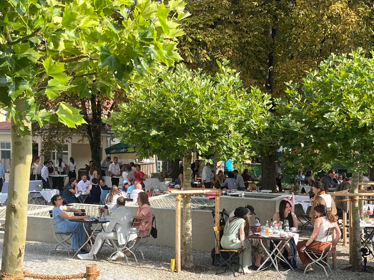 image00021_koepfe_retuschiert