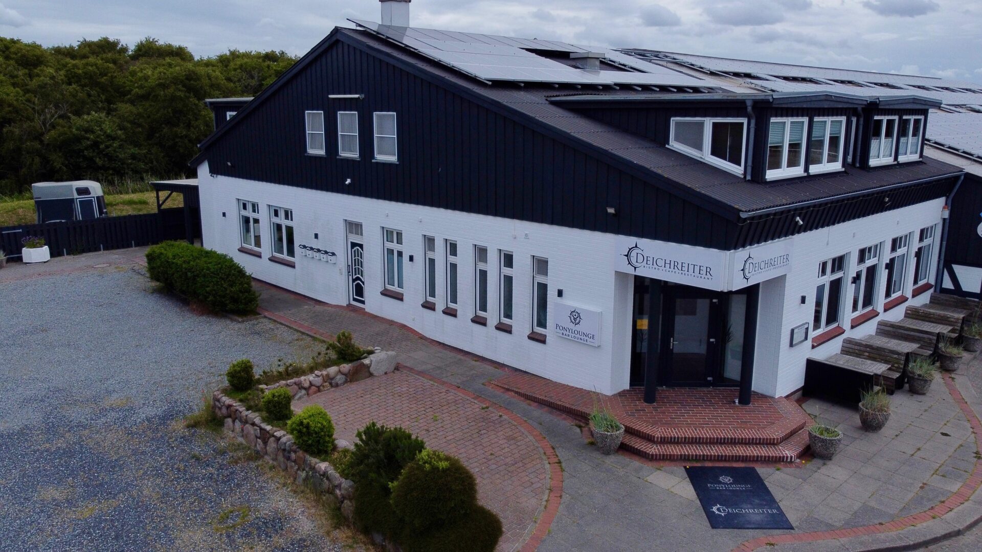 luftaufnahme Restaurant in St. Peter-Ording zu verpachten/verkaufen