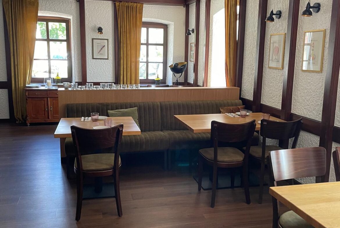 Traditionsreiches Restaurant mit ✏ Charme & Neubau-Komfort – in Trierweiler in der Grenznähe Luxemburg