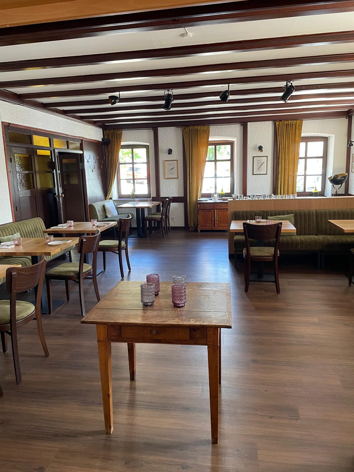 Traditionsreiches Restaurant mit ✏ Charme & Neubau-Komfort – in Trierweiler in der Grenznähe Luxemburg