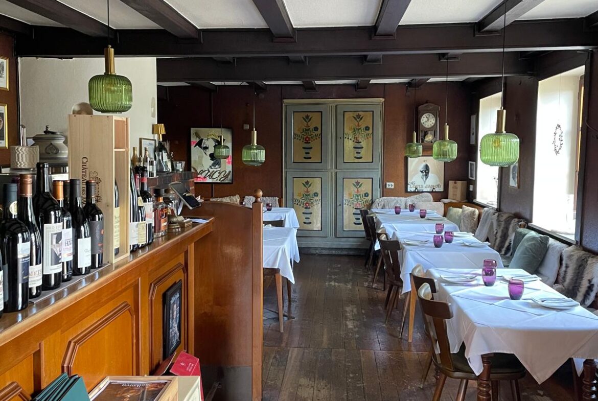 Traditionsreiches Restaurant mit ✏ Charme & Neubau-Komfort – in Trierweiler in der Grenznähe Luxemburg