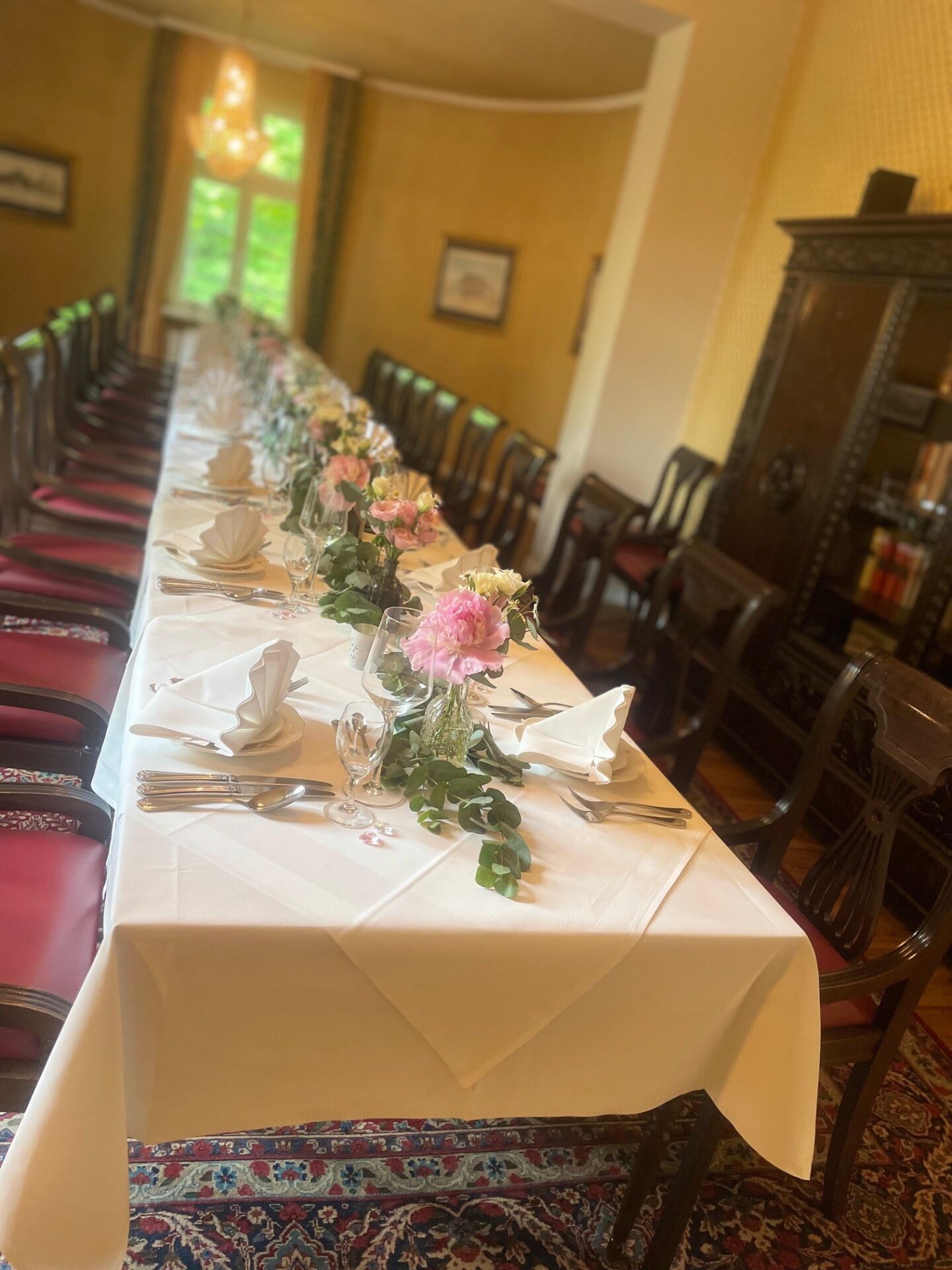 Luise8 laufendes Restaurant zu verpachten im Hotel