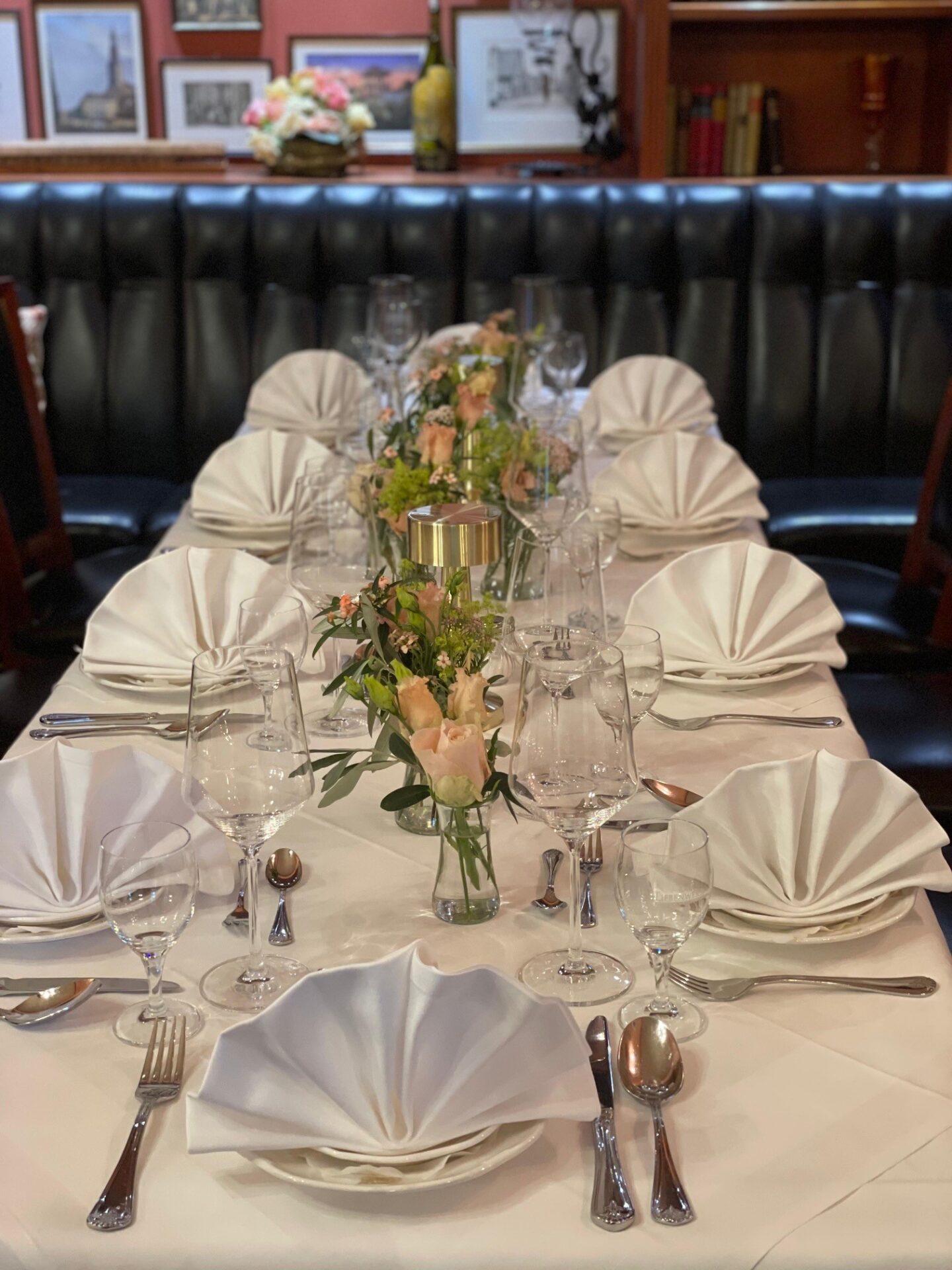 Reni laufendes Restaurant zu verpachten im Hotel
