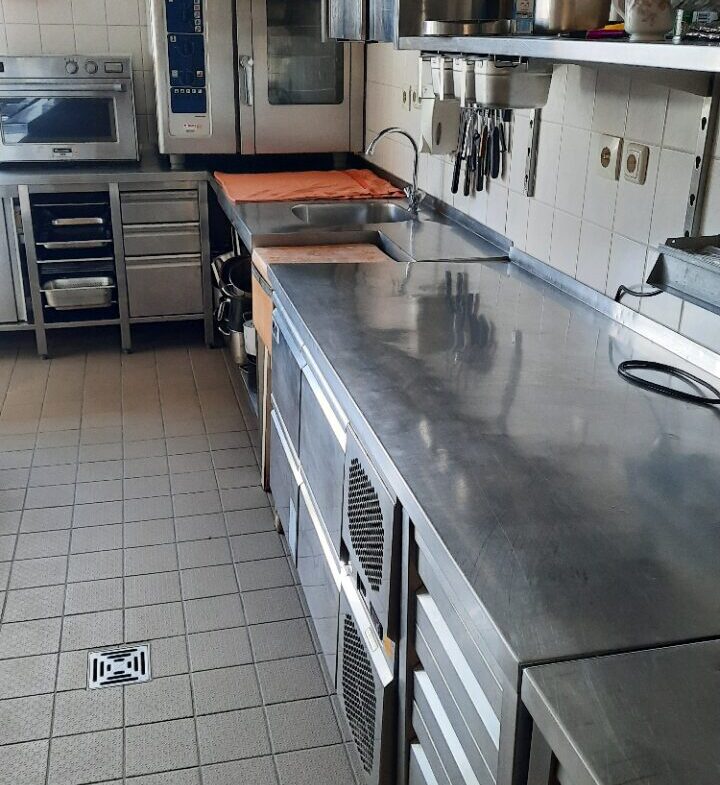 küche2 Gepflegter Gasthof sucht Wirt.
