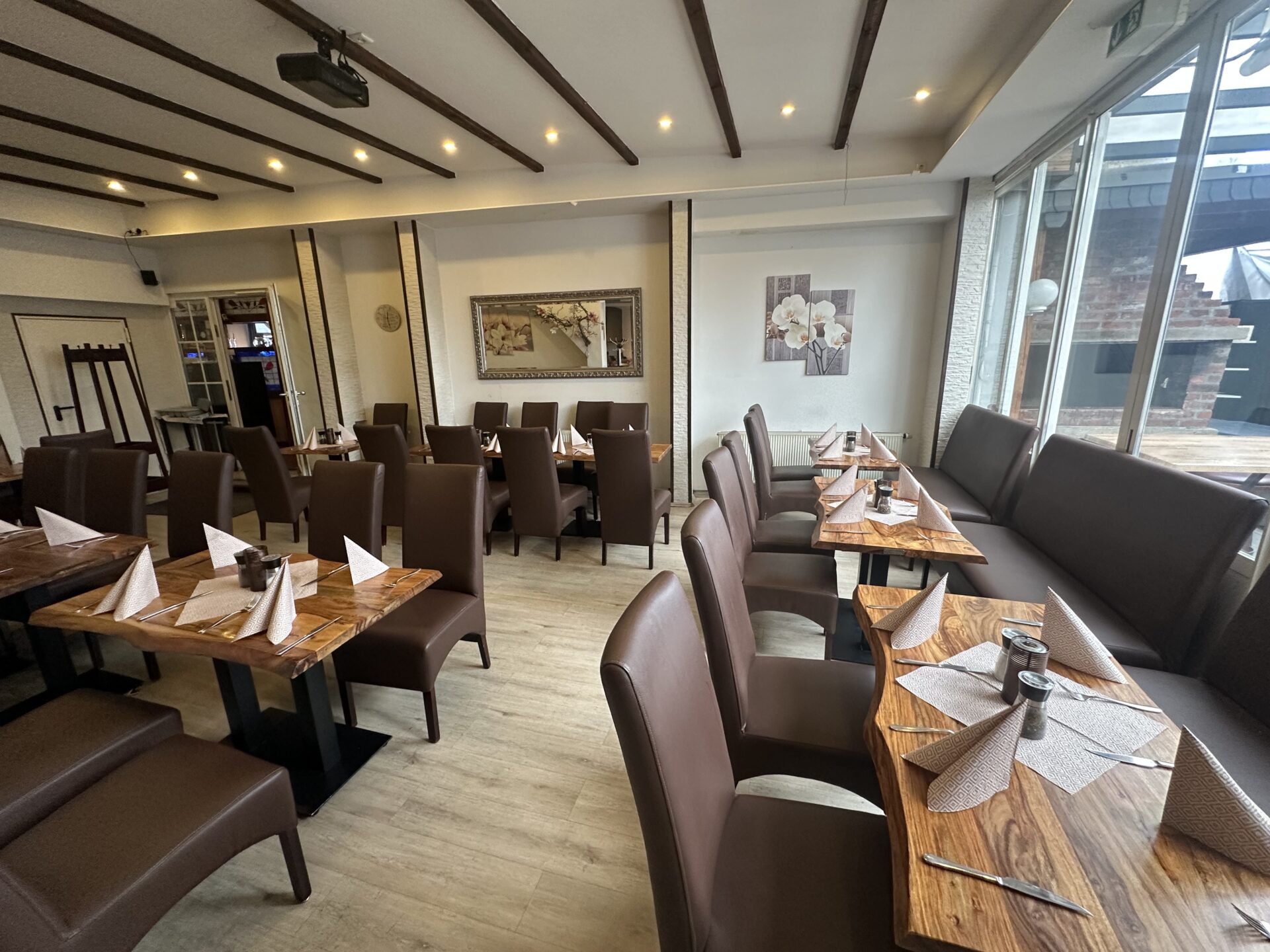 “Gaststätte Löhdorf” Restaurant,Biergarten, Eventlocation & Wohnen ! Investieren Sie in Ihre Zukunft