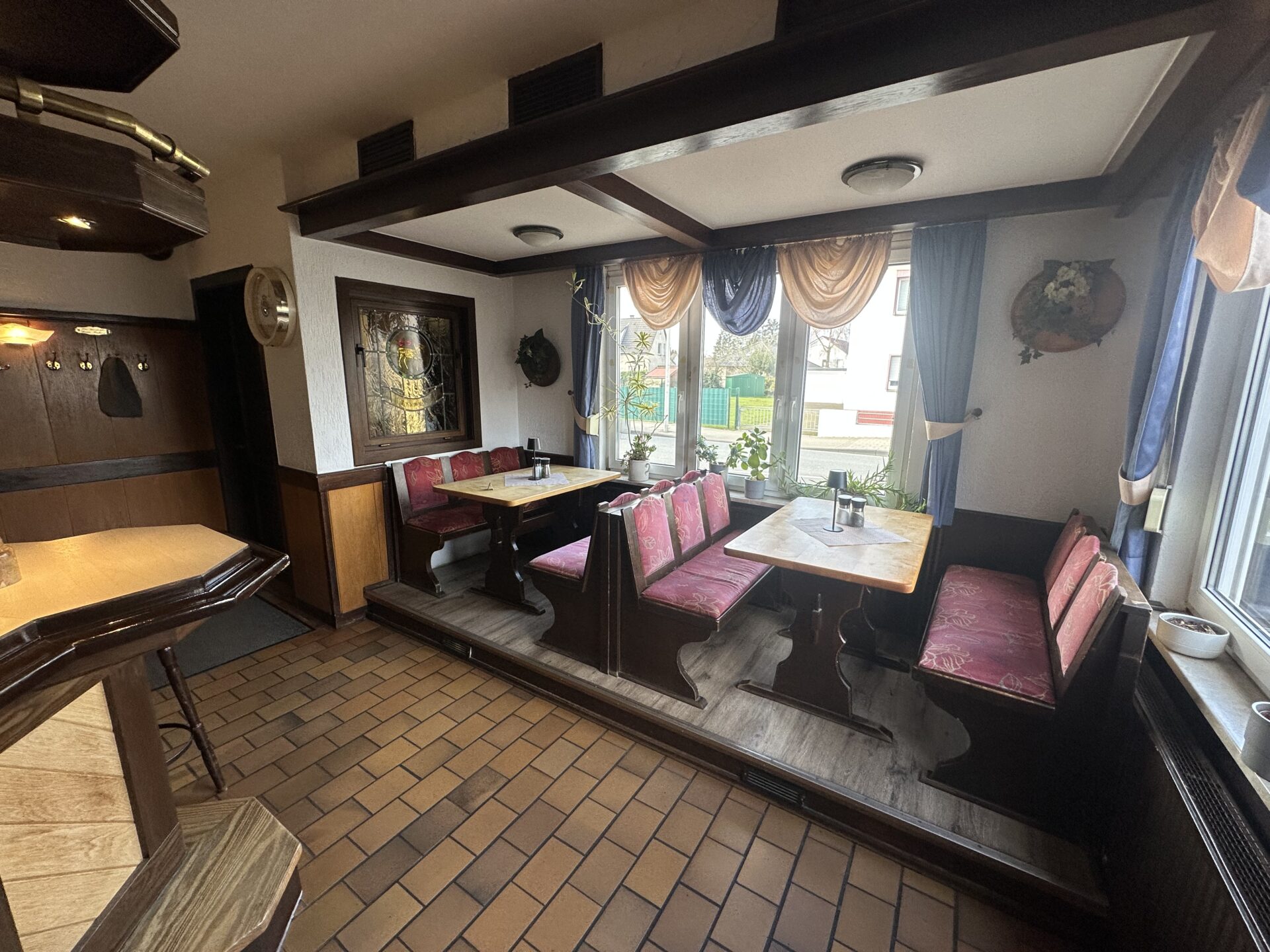 “Gaststätte Löhdorf” Restaurant,Biergarten, Eventlocation & Wohnen ! Investieren Sie in Ihre Zukunft