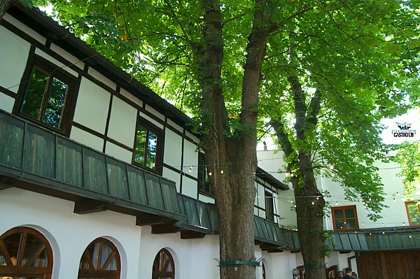 Zur PACHT: Ein 400 Plätze großer Gasthof mit Biergarten in Innenstadt-/ Zentrumslage von Bayern!
