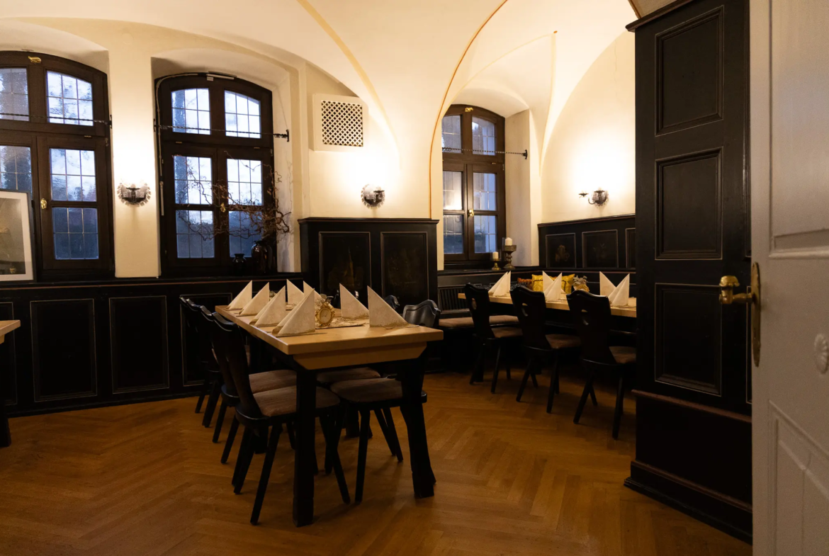 Attraktive Gastronomiefläche zur Verpachtung – Schlossschänke Friedenfels